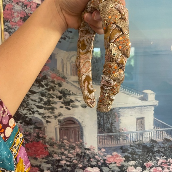 Curried Myrrh x Anthropologie gold poetry headband main image 5